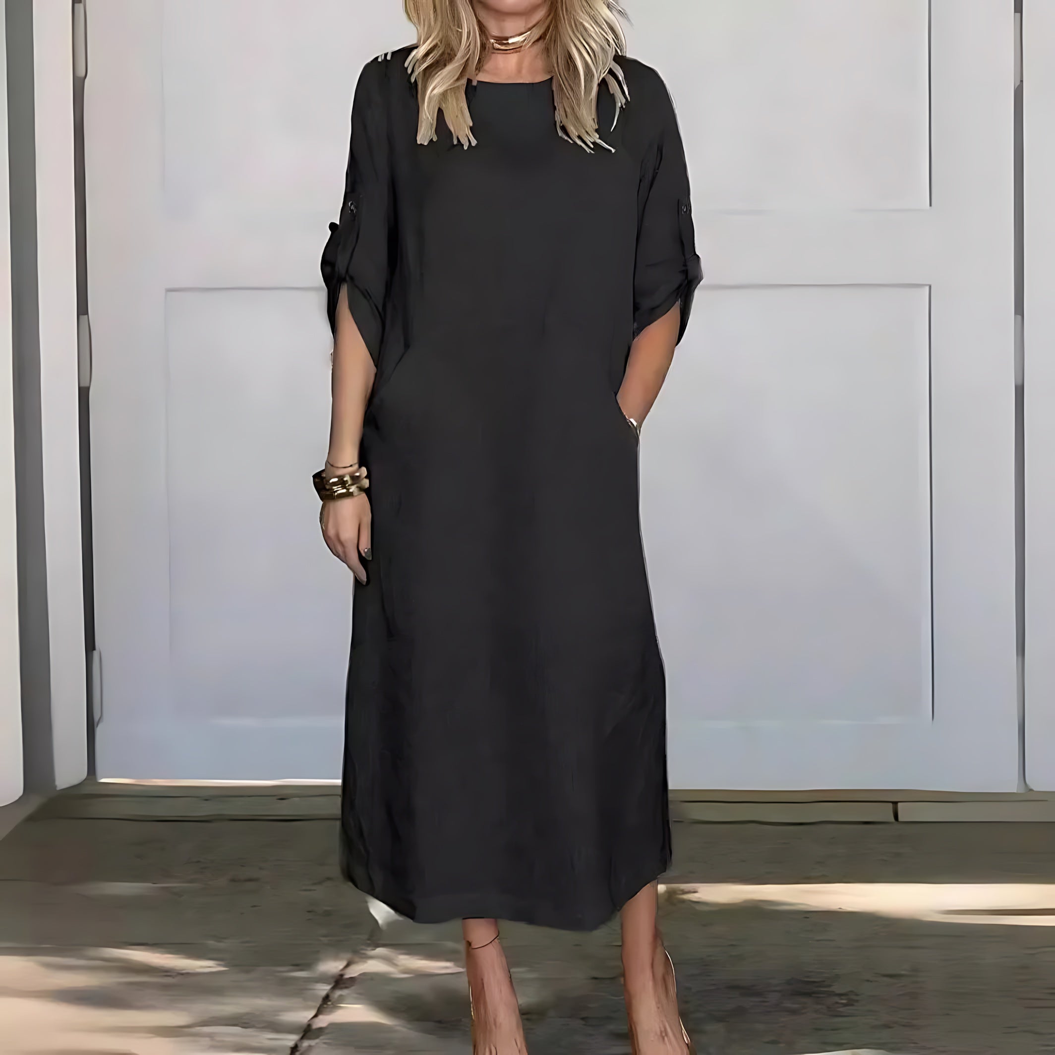 Violet – Crew Neck A Line Maxi Dress