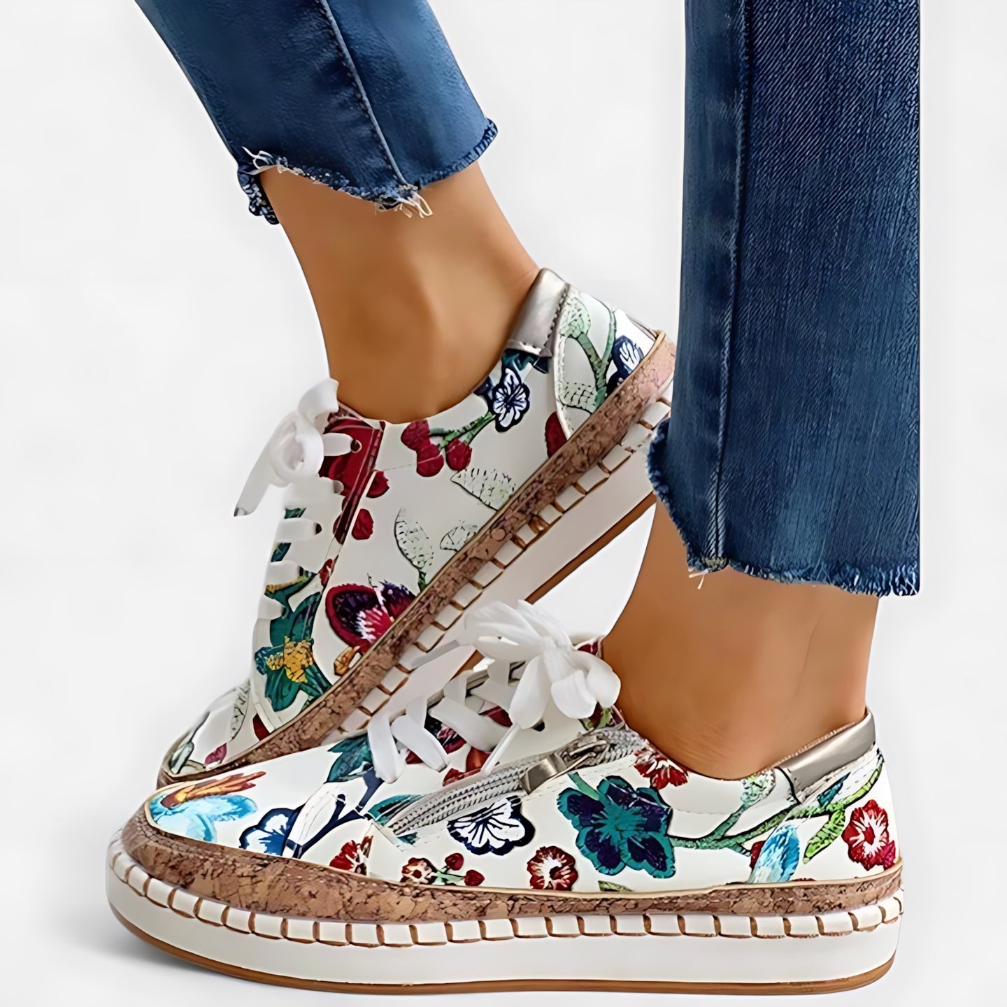 Violet – Floral Print Lace Up Platform Sneakers